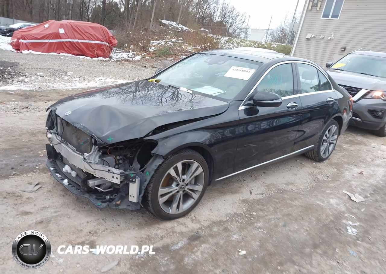 2018 Mercedes-Benz C 300 4Matic VIN:55SWF4KB6JU251900 - 2
