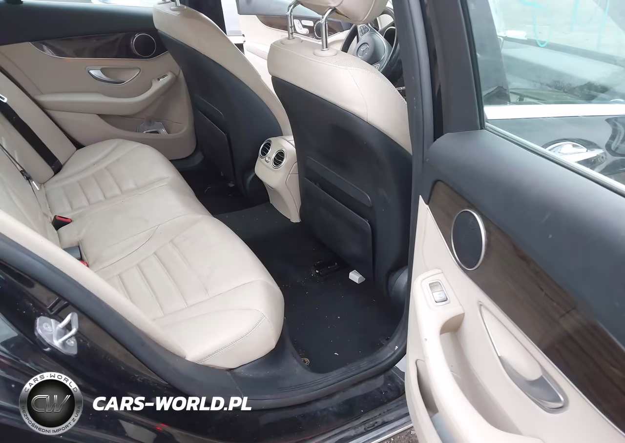 2018 Mercedes-Benz C 300 4Matic VIN:55SWF4KB6JU251900 - 8