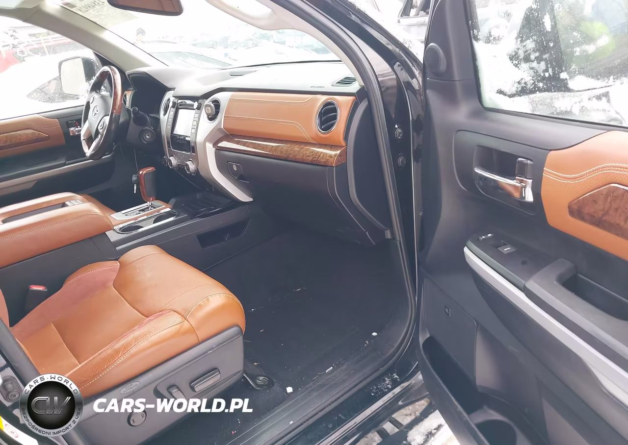 2018 Toyota Tundra Platinum 5.7L V8 VIN:5TFAY5F16JX740123 - 5