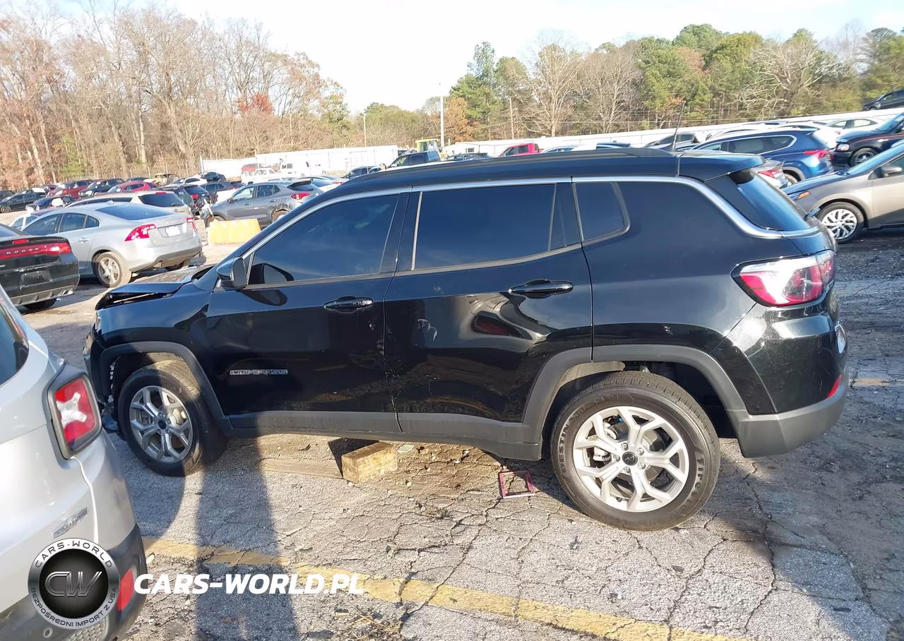 2025 Jeep Compass Latitude 4X4 VIN:3C4NJDBN9ST588392 - 13