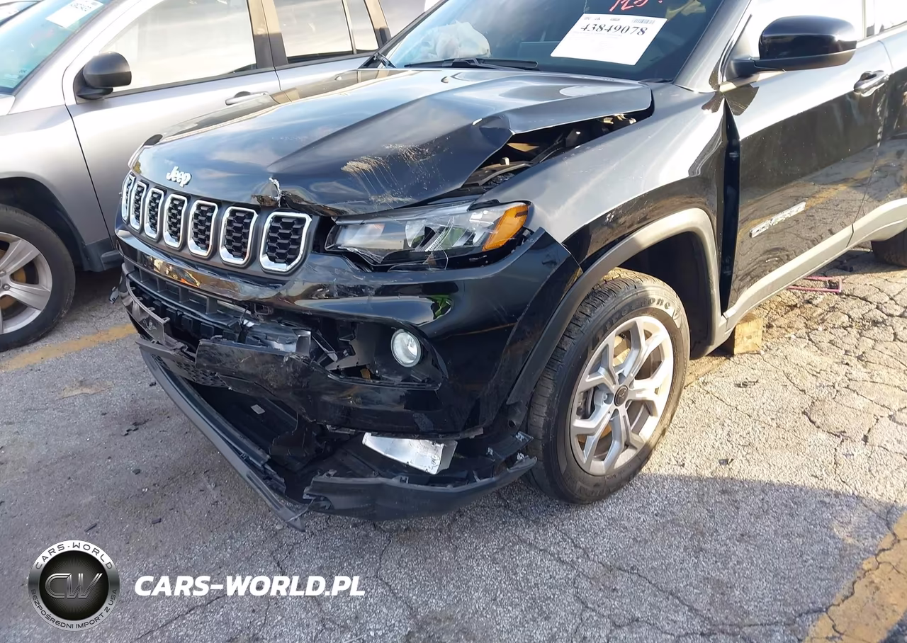 2025 Jeep Compass Latitude 4X4 VIN:3C4NJDBN9ST588392 - 6
