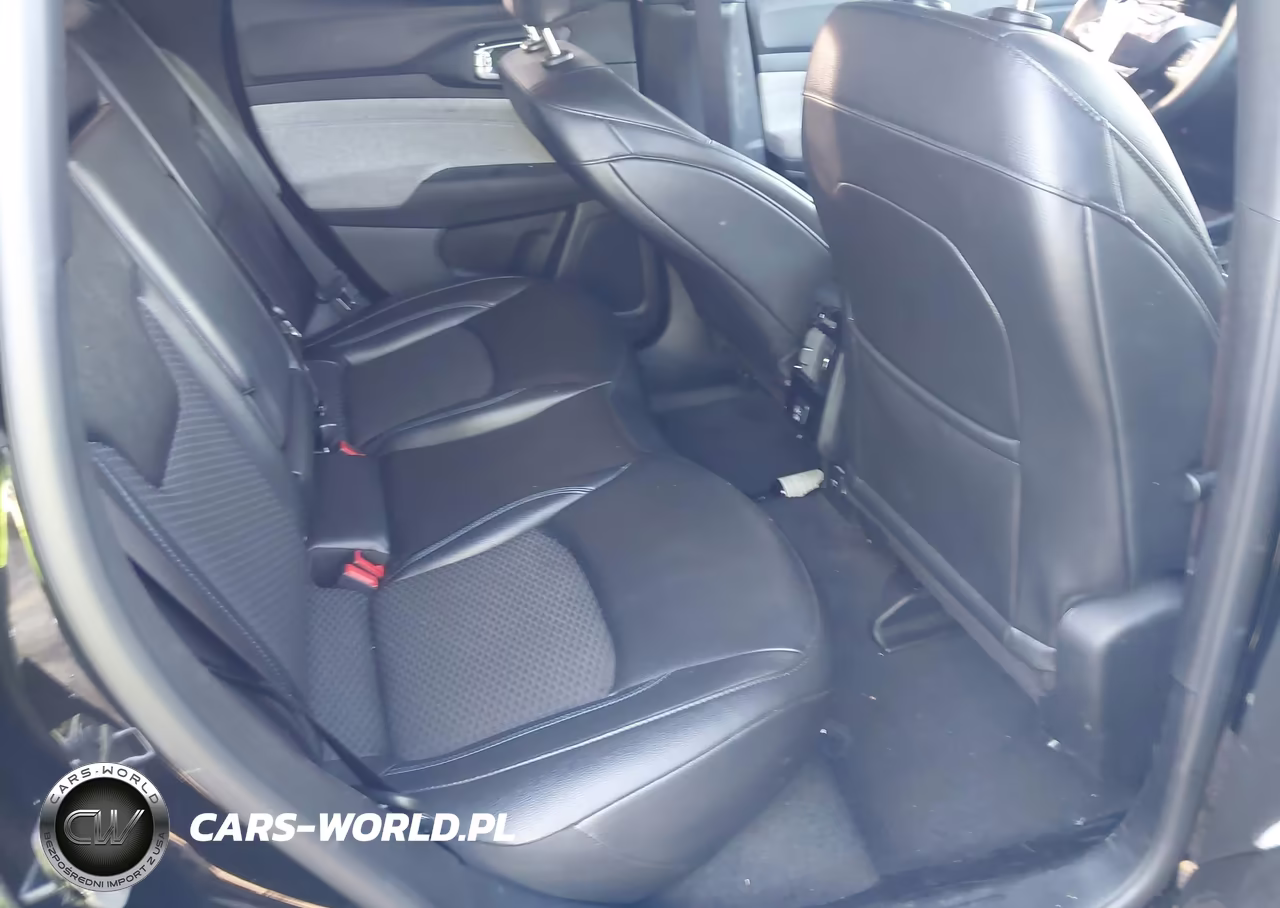 2025 Jeep Compass Latitude 4X4 VIN:3C4NJDBN9ST588392 - 8