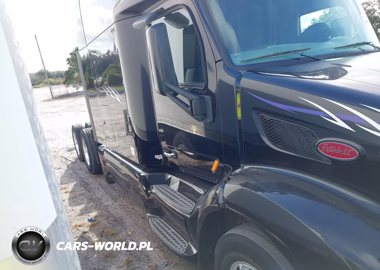 2020 Peterbilt 579 VIN:1XPBDP9X0LD669371 - 13