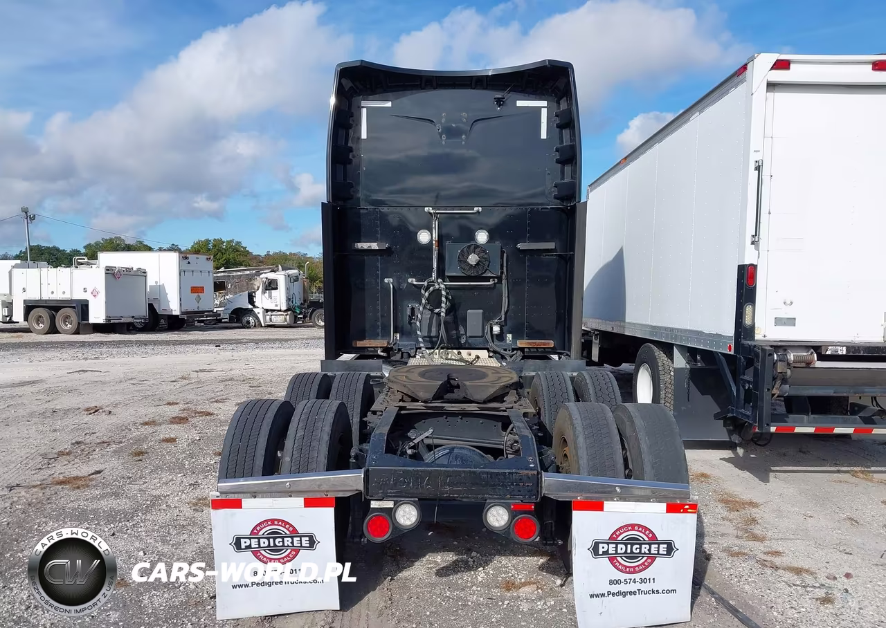 2020 Peterbilt 579 VIN:1XPBDP9X0LD669371 - 15