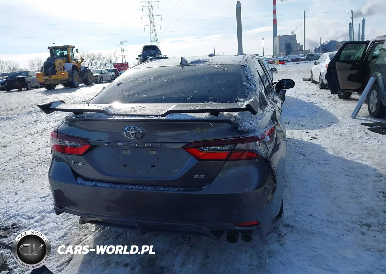 2022 Toyota Camry Se VIN:4T1G11AK8NU642799 - 17