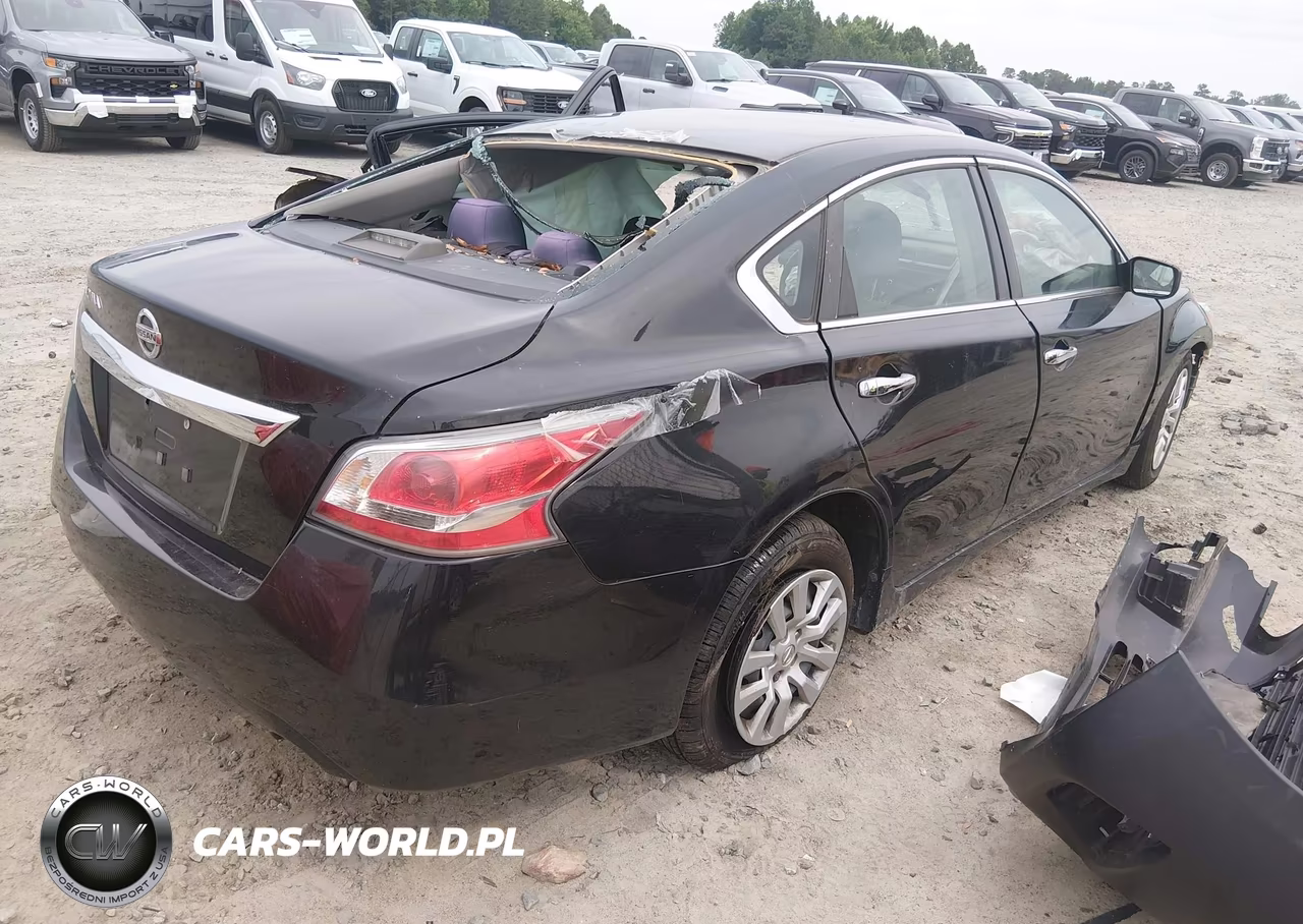2015 Nissan Altima 2.5 VIN:1N4AL3APXFC120068 - 4