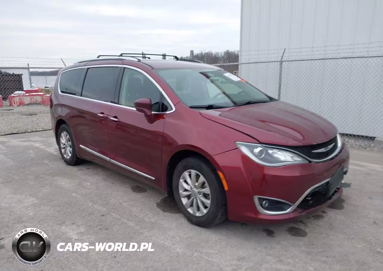 2018 Chrysler Pacifica Touring L