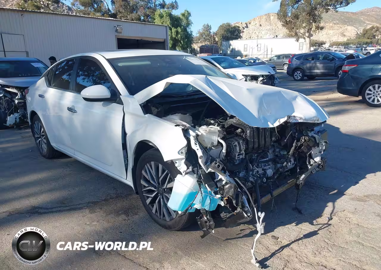 2024 Nissan Altima Sv Fwd