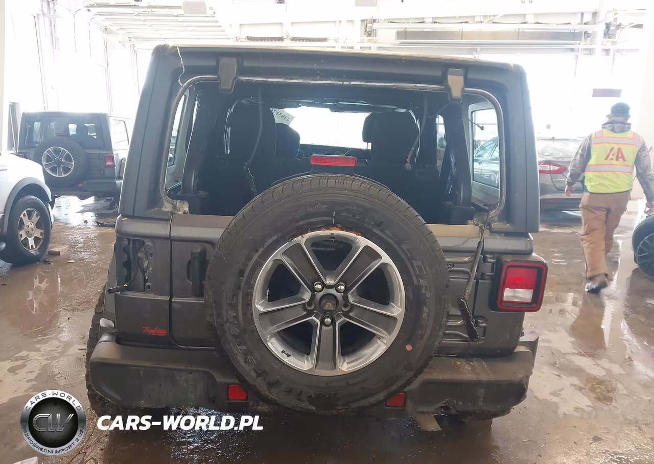 2021 Jeep Wrangler Unlimited Sahara 4X4 VIN:1C4HJXEG1MW638243 - 15
