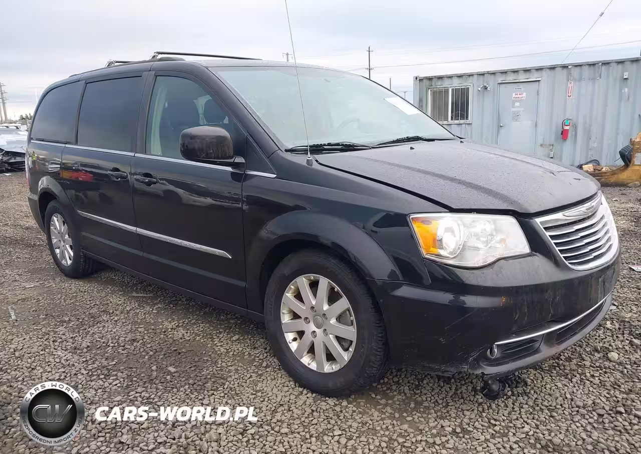 2016 Chrysler Town & Country Touring