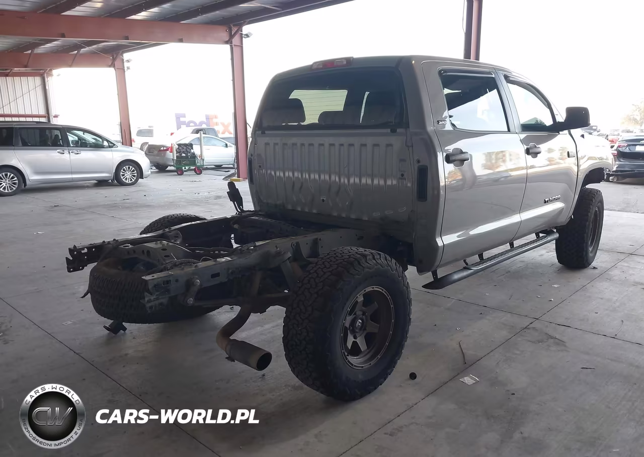 2018 Toyota Tundra Sr5 5.7L V8 VIN:5TFDY5F13JX694747 - 4