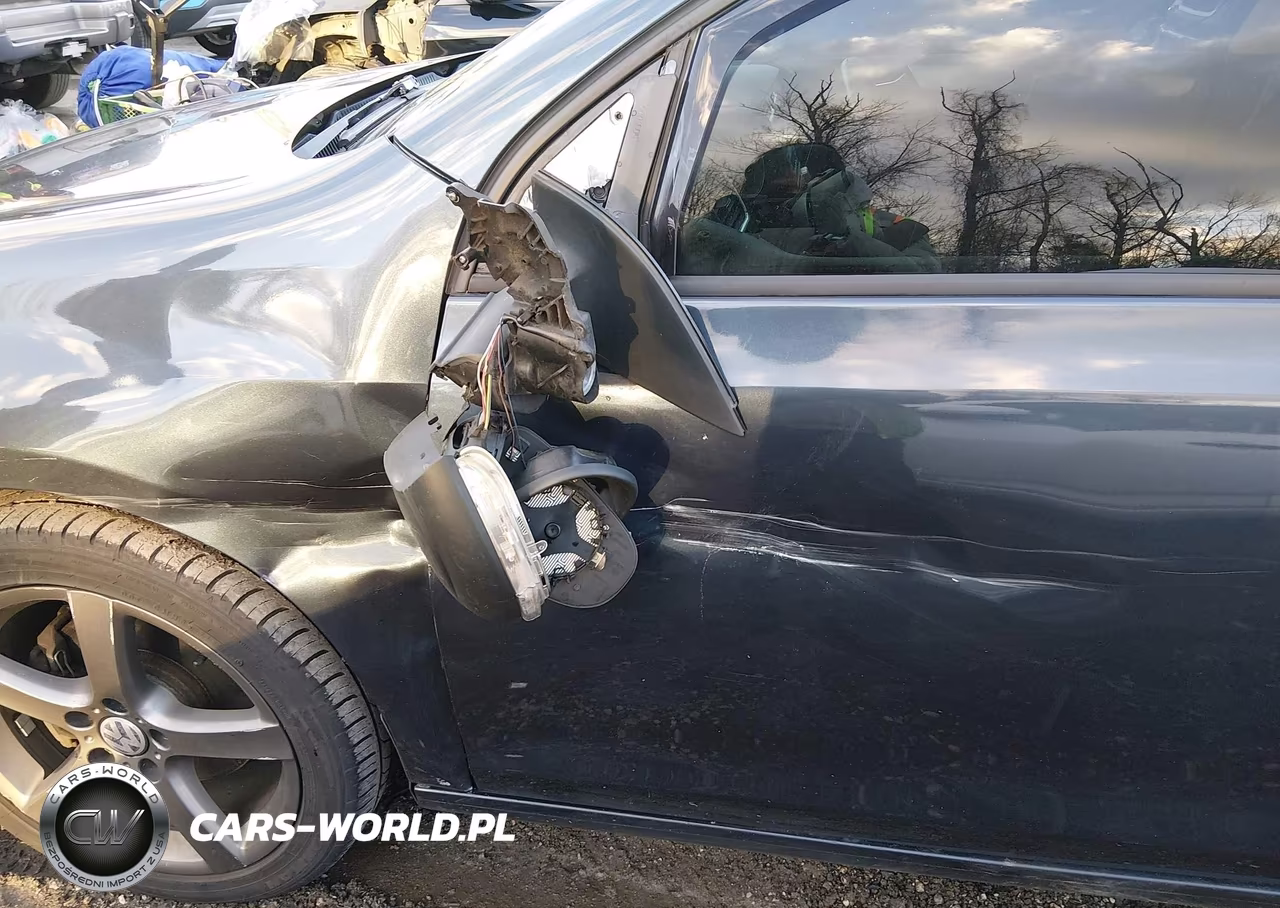 2010 Volkswagen Golf 2-Door VIN:WVWBB7AJ3AW277887 - 6