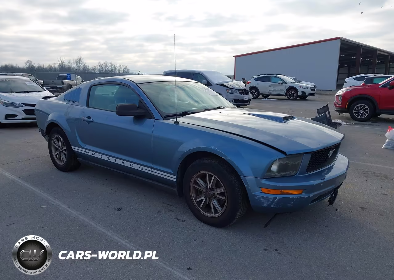 2005 Ford Mustang V6 Deluxe-V6 Premium – zdjęcie 1 z 17
