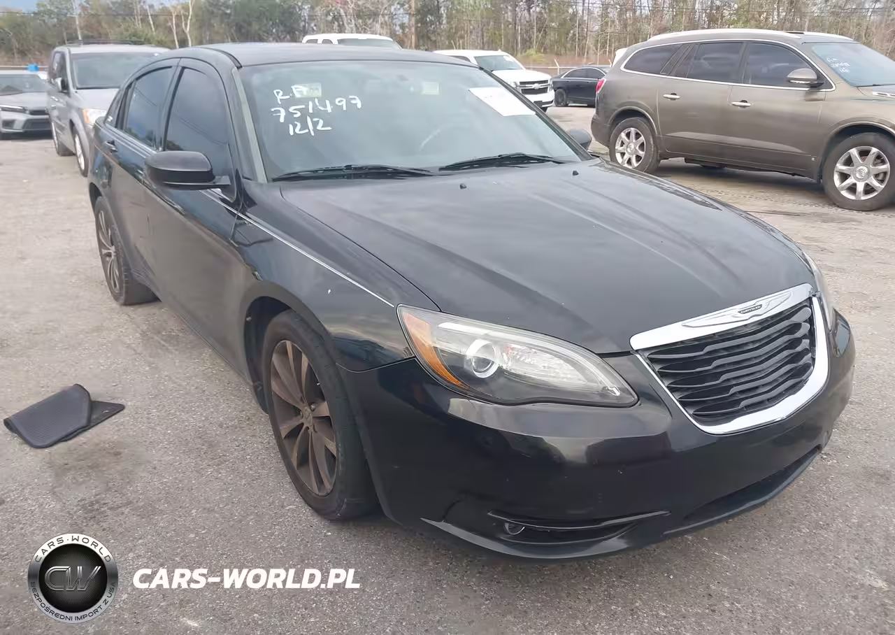 2013 Chrysler 200 Limited