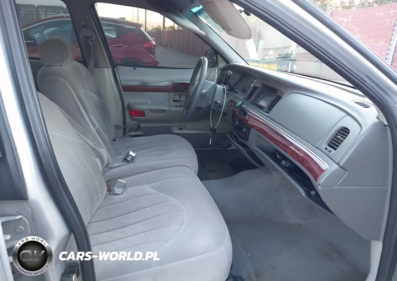 2000 Mercury Grand Marquis Gs VIN:2MEFM74W3YX714285 - 5