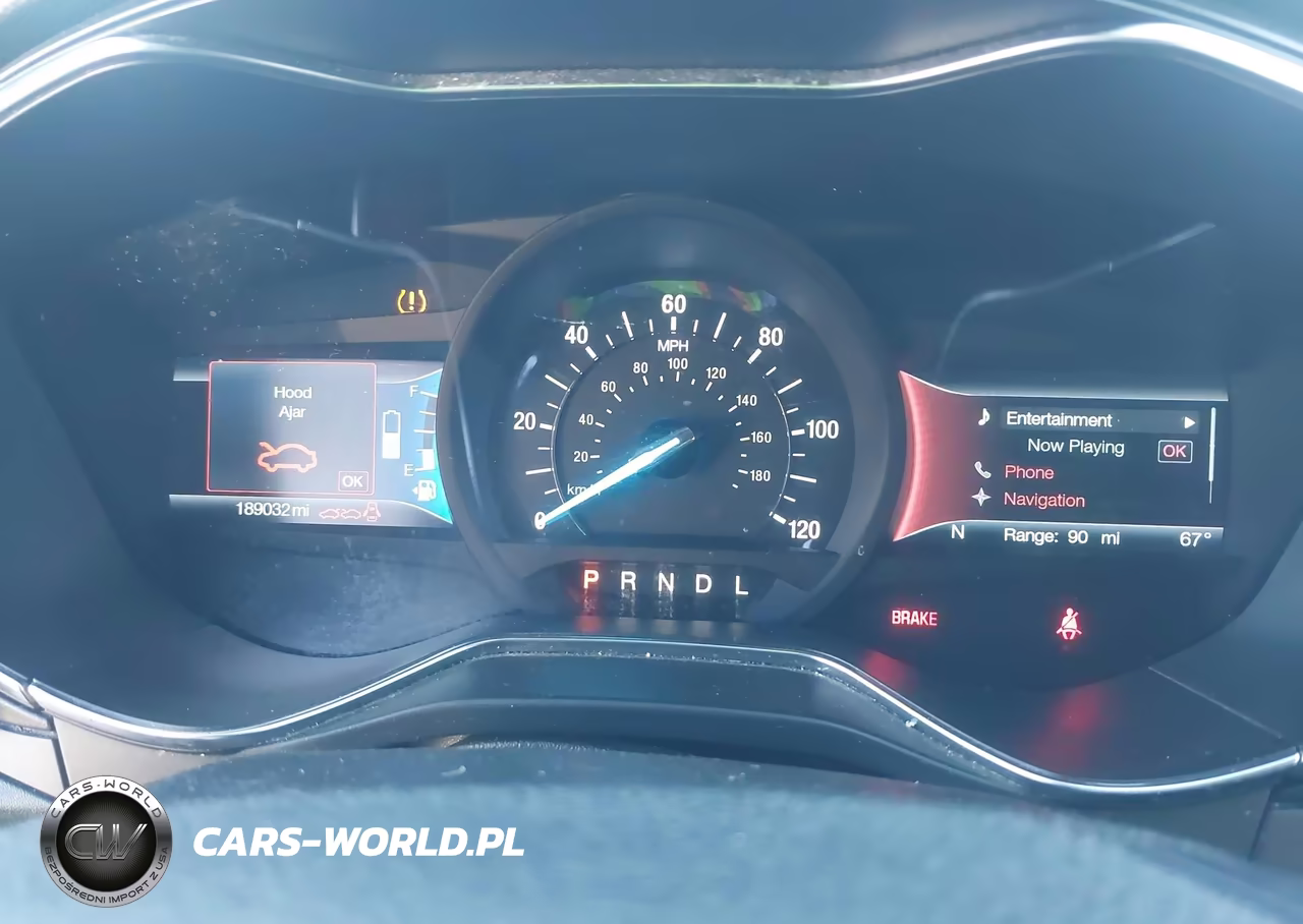 2018 Ford Fusion Energi Titanium VIN:3FA6P0SU1JR161695 - 7