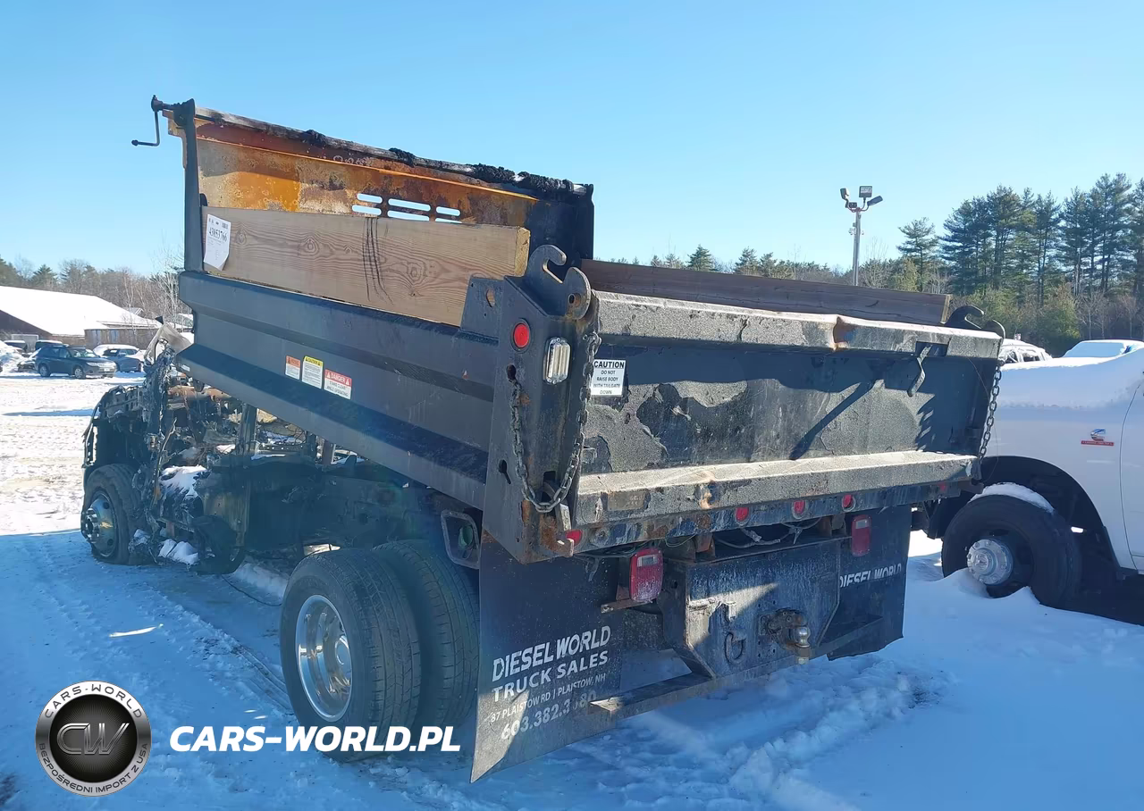 2019 Ford F-350 Chassis Xl VIN:1FDRF3HT4KDA02895 - 4