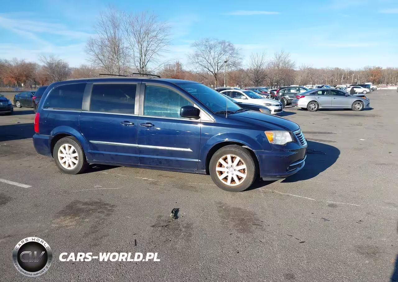 2014 Chrysler Town & Country Touring