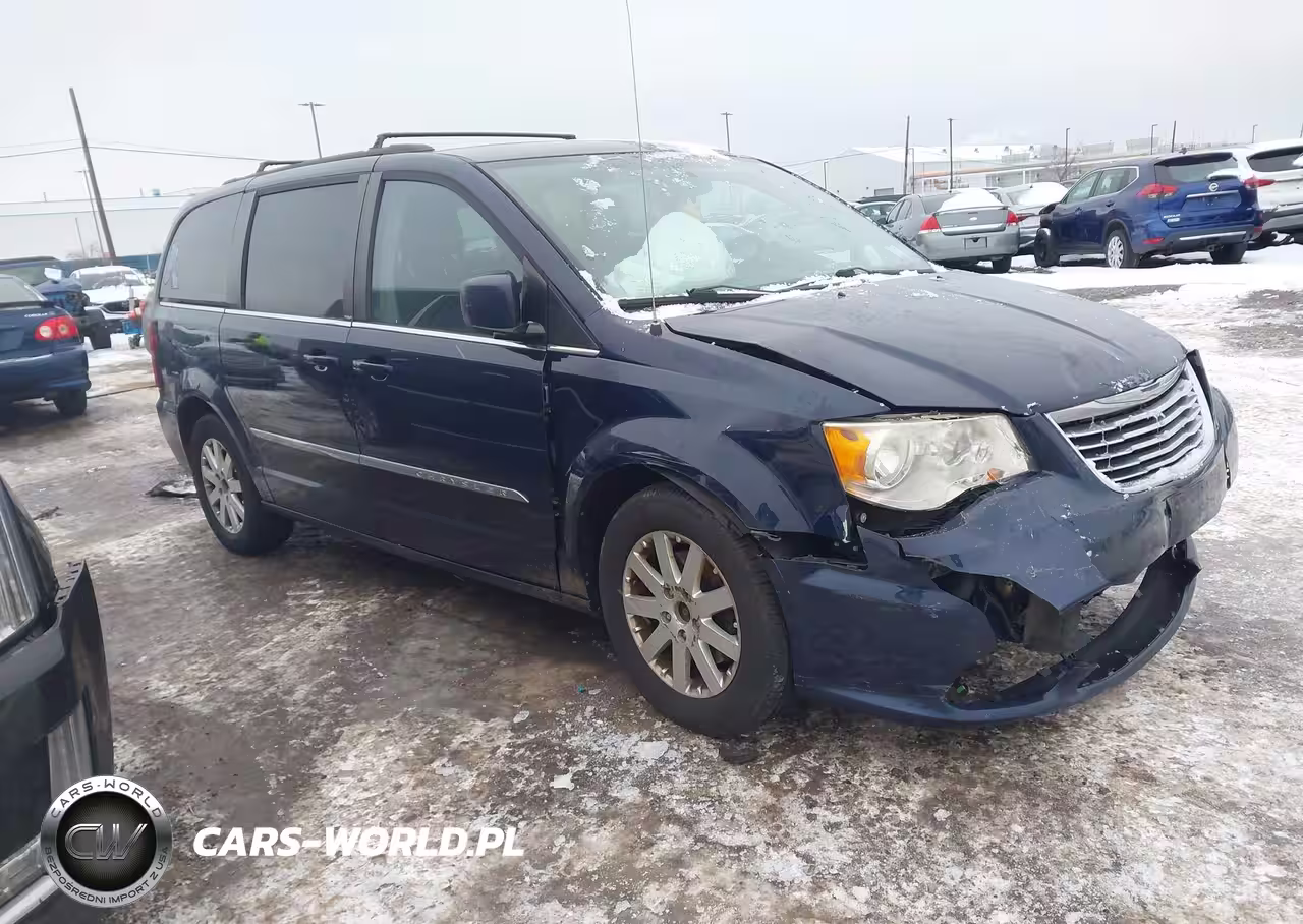 2014 Chrysler Town & Country Touring