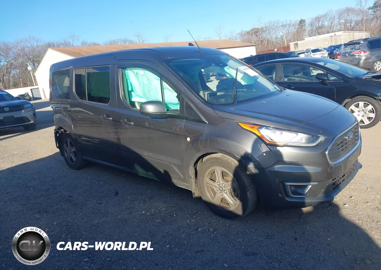 2019 Ford Transit Connect Titanium