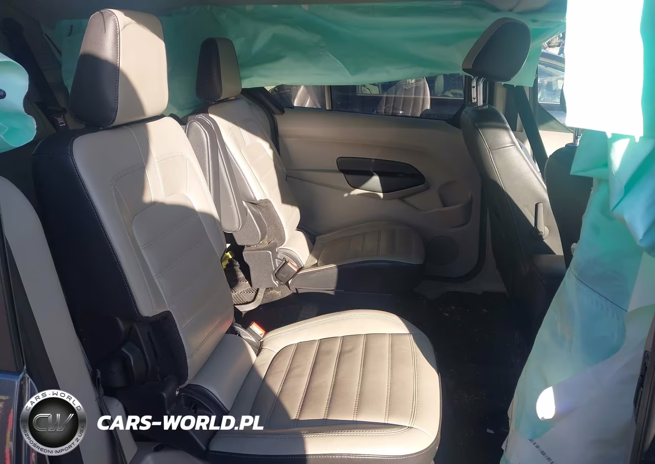 2019 Ford Transit Connect Titanium VIN:NM0GE9G24K1390915 - 8