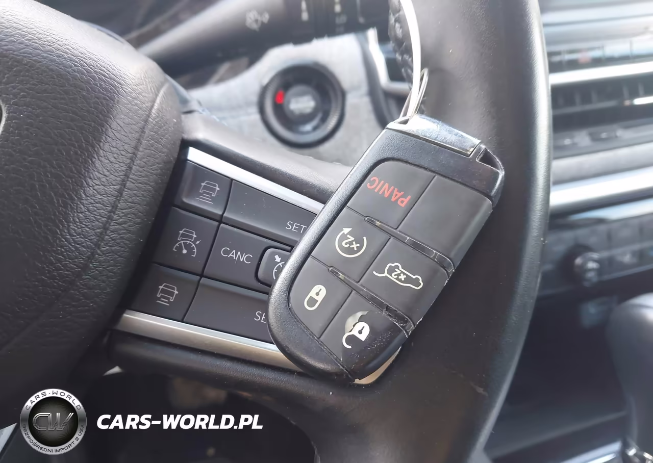 2022 Jeep Compass Latitude 4X4 VIN:3C4NJDBBXNT118592 - 11