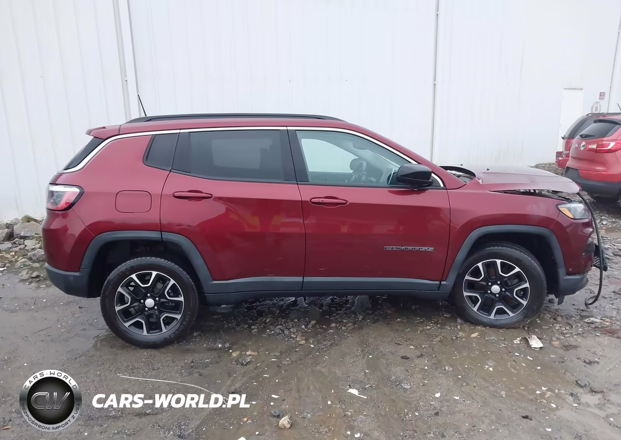 2022 Jeep Compass Latitude 4X4 VIN:3C4NJDBBXNT118592 - 13