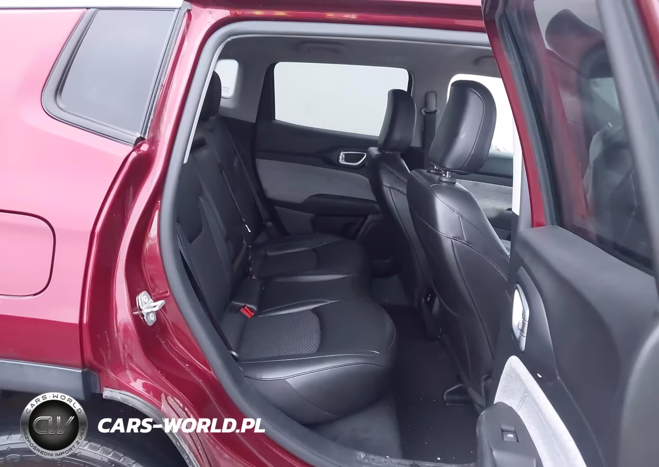 2022 Jeep Compass Latitude 4X4 VIN:3C4NJDBBXNT118592 - 8