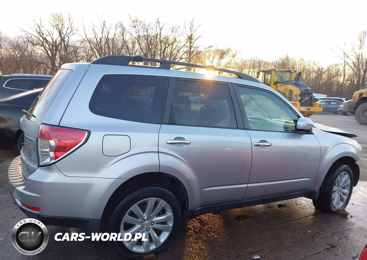 2011 Subaru Forester 2.5X Premium VIN:JF2SHADC4BH775144 - 13