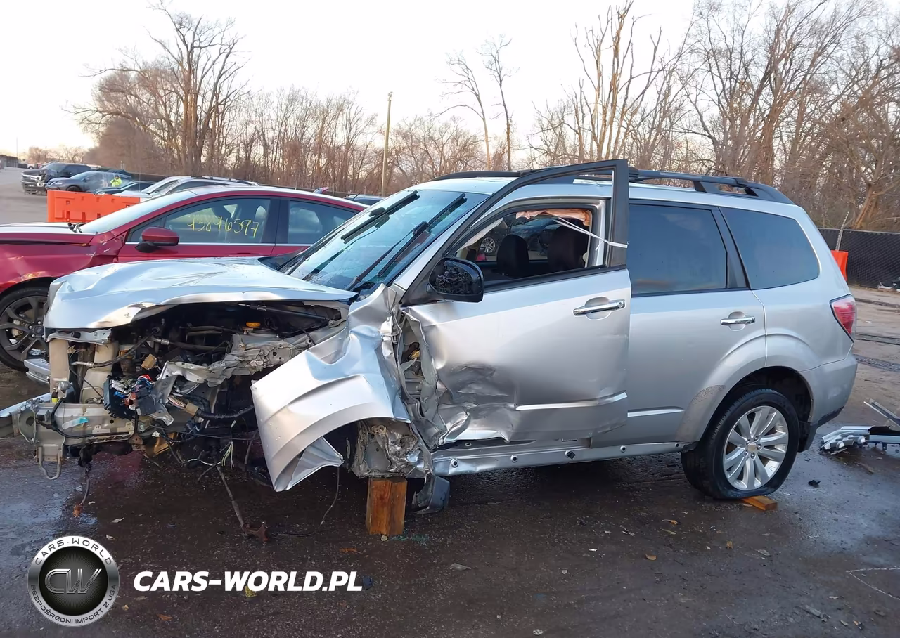 2011 Subaru Forester 2.5X Premium VIN:JF2SHADC4BH775144 - 14