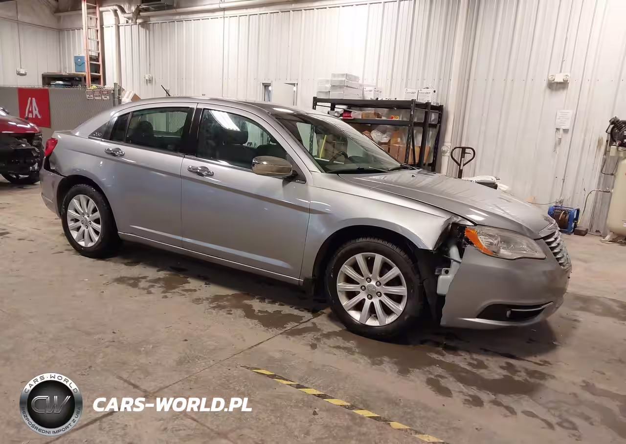 2014 Chrysler 200 Limited