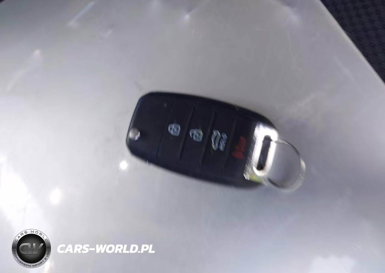 2018 Kia Optima Lx VIN:5XXGT4L39JG233720 - 11