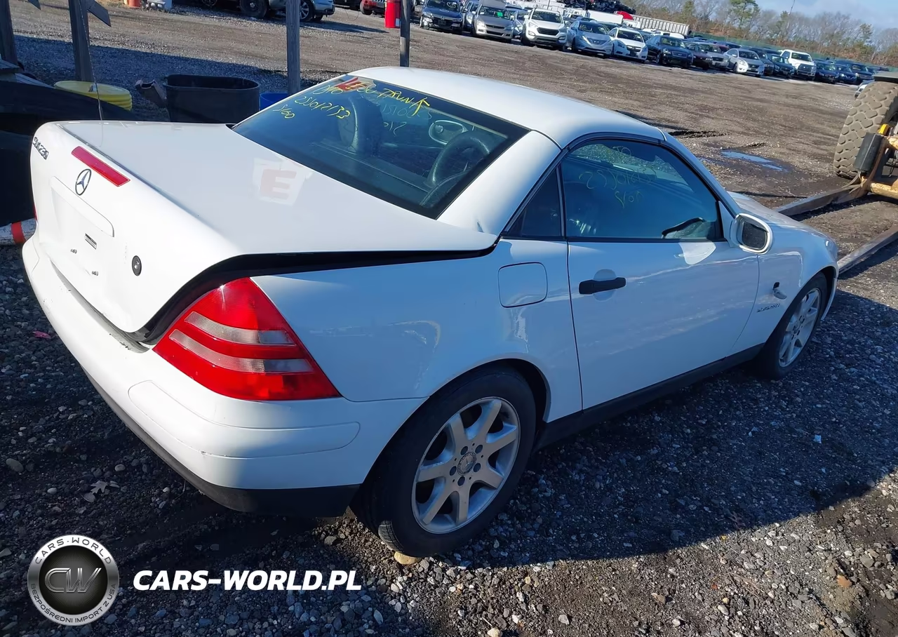 1999 Mercedes-Benz Slk 230 Kompressor VIN:WDBKK47F8XF105315 - 4