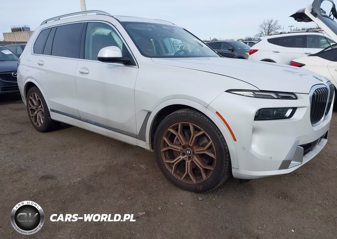 2024 BMW X7 xDrive40I