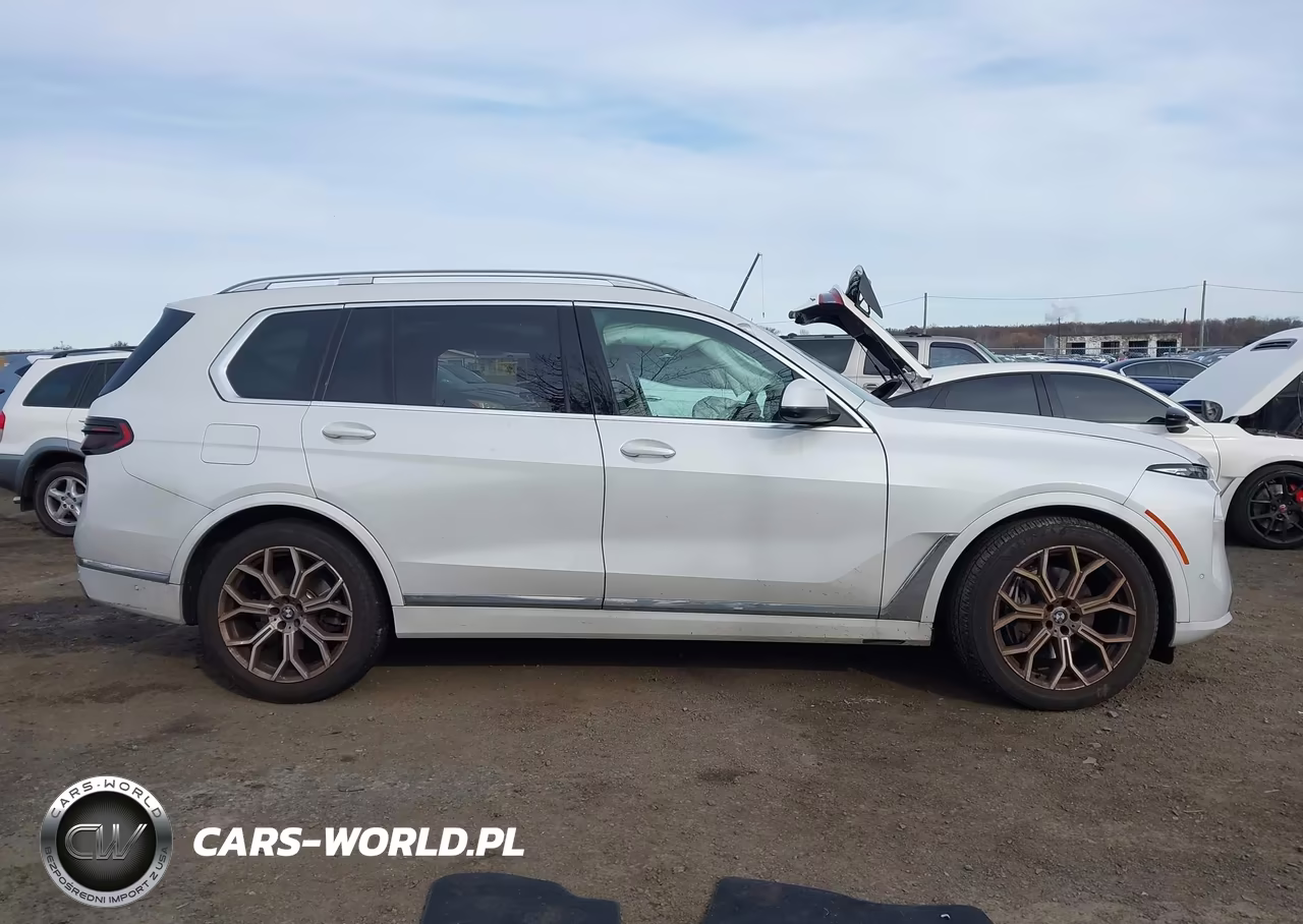 2024 BMW X7 xDrive40I VIN:5UX23EM03R9V69391 - 13
