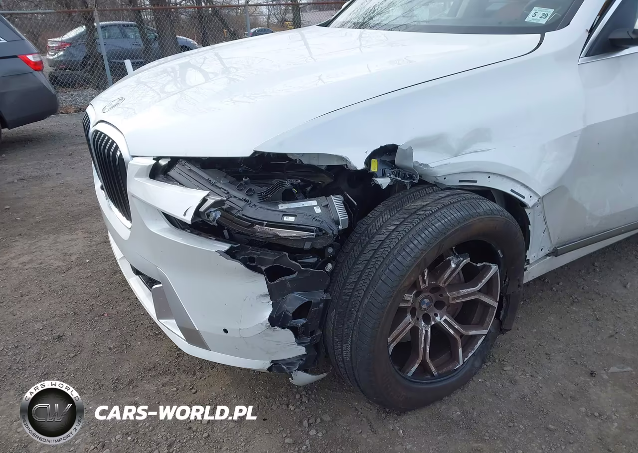 2024 BMW X7 xDrive40I VIN:5UX23EM03R9V69391 - 6