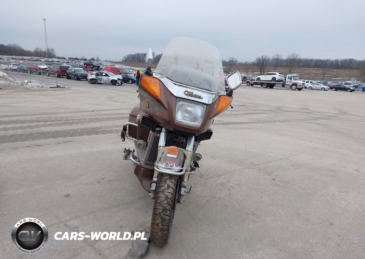 1986 Yamaha Xvz13 D VIN:JYA1NL003GA001182 - 5