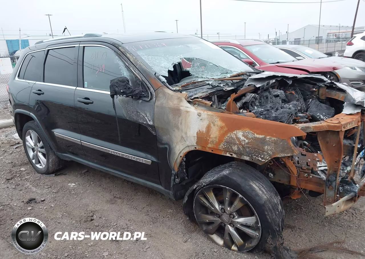 2012 Jeep Grand Cherokee Laredo VIN:1C4RJFAG0CC298619 - 11