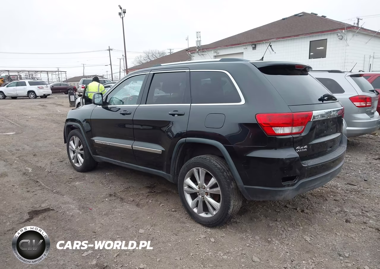 2012 Jeep Grand Cherokee Laredo VIN:1C4RJFAG0CC298619 - 3