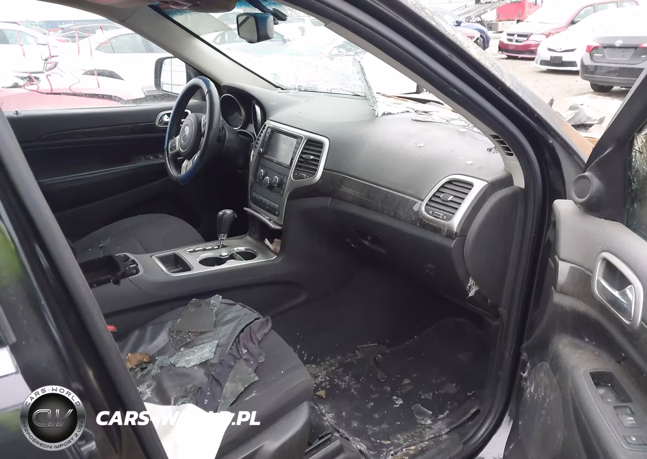 2012 Jeep Grand Cherokee Laredo VIN:1C4RJFAG0CC298619 - 5