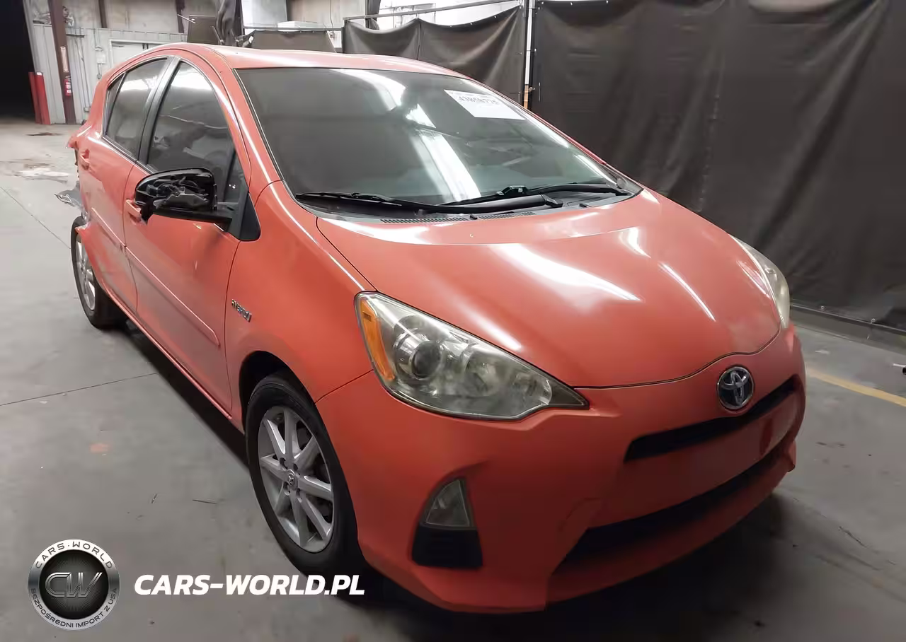 2014 Toyota Prius C Three