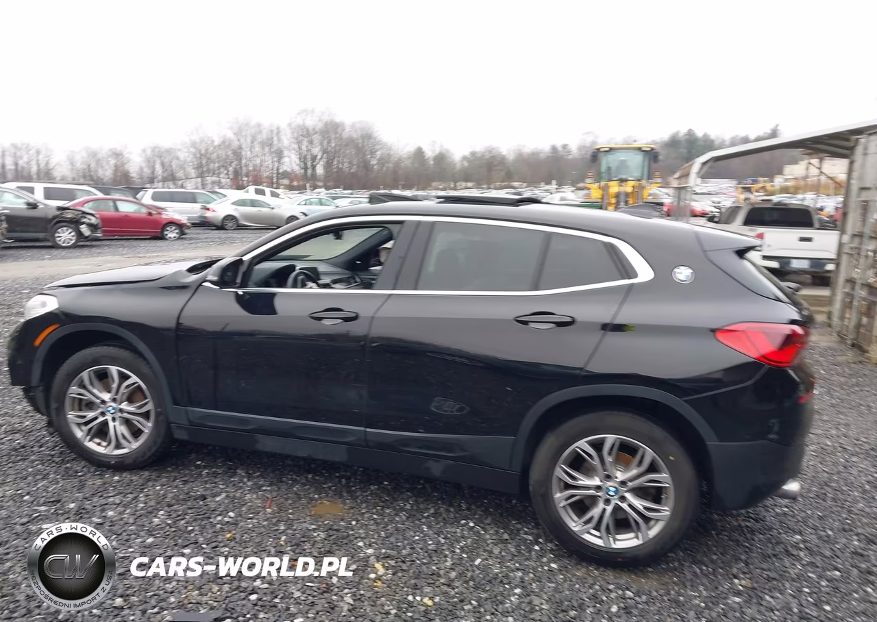 2018 BMW X2 xDrive28I VIN:WBXYJ5C32JEF78775 - 14