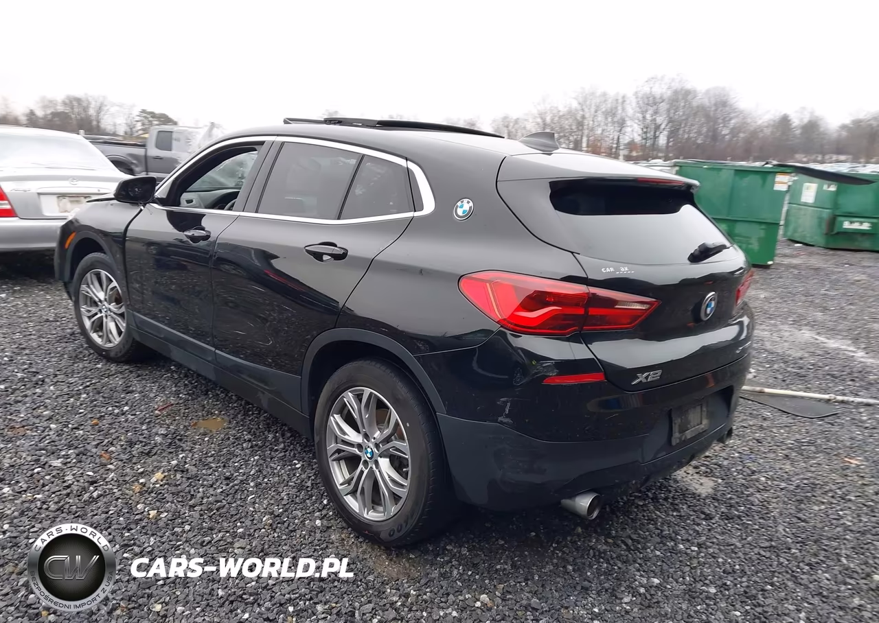 2018 BMW X2 xDrive28I VIN:WBXYJ5C32JEF78775 - 3