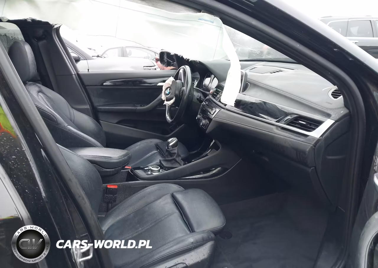 2018 BMW X2 xDrive28I VIN:WBXYJ5C32JEF78775 - 5