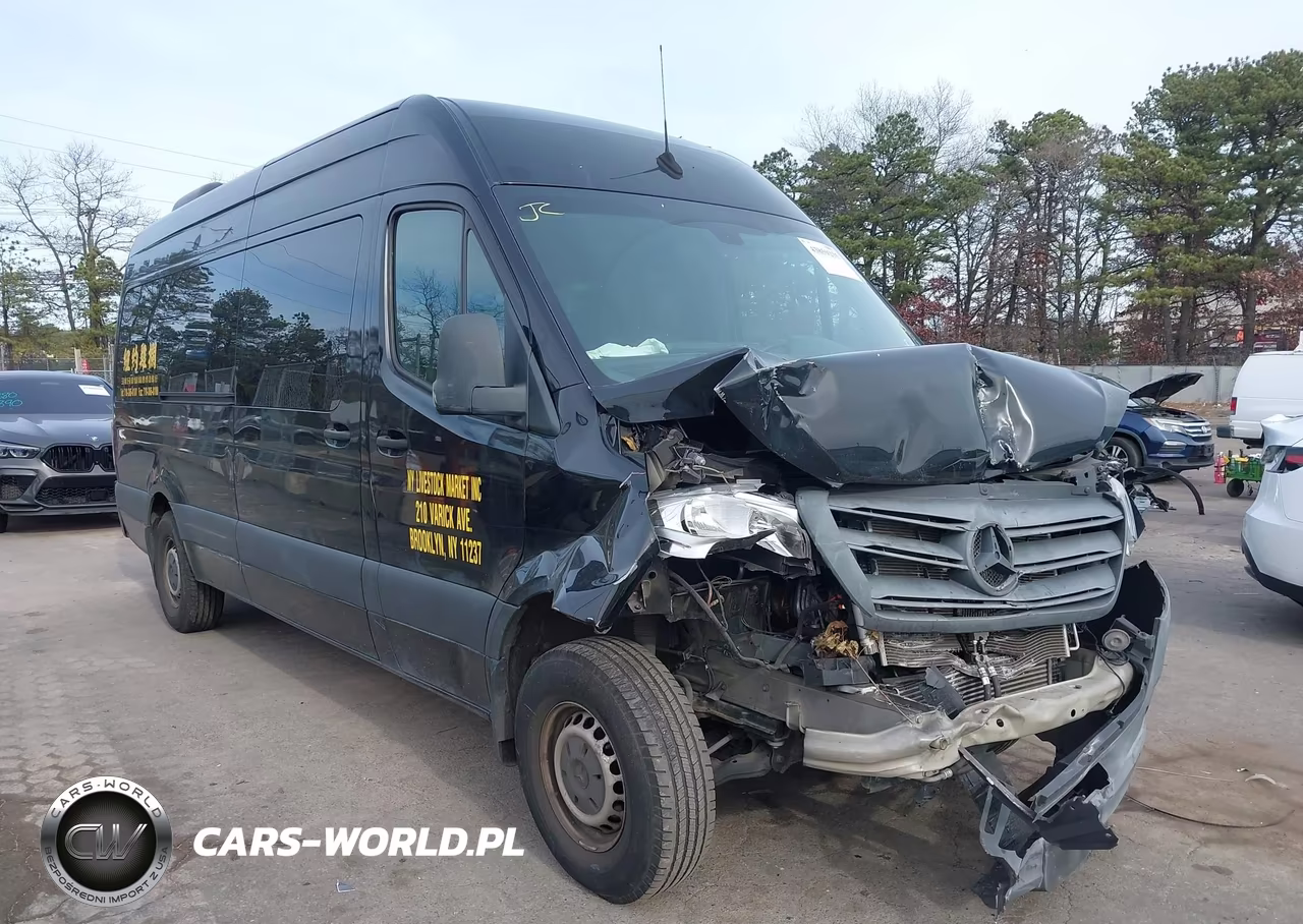 2019 Mercedes-Benz Sprinter 2500 High Roof I4
