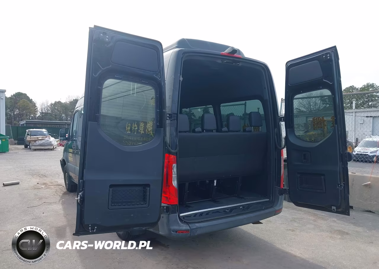 2019 Mercedes-Benz Sprinter 2500 High Roof I4 VIN:WDZPF1ED7KT010864 - 3