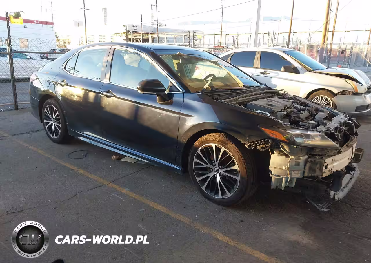 2020 Toyota Camry Se