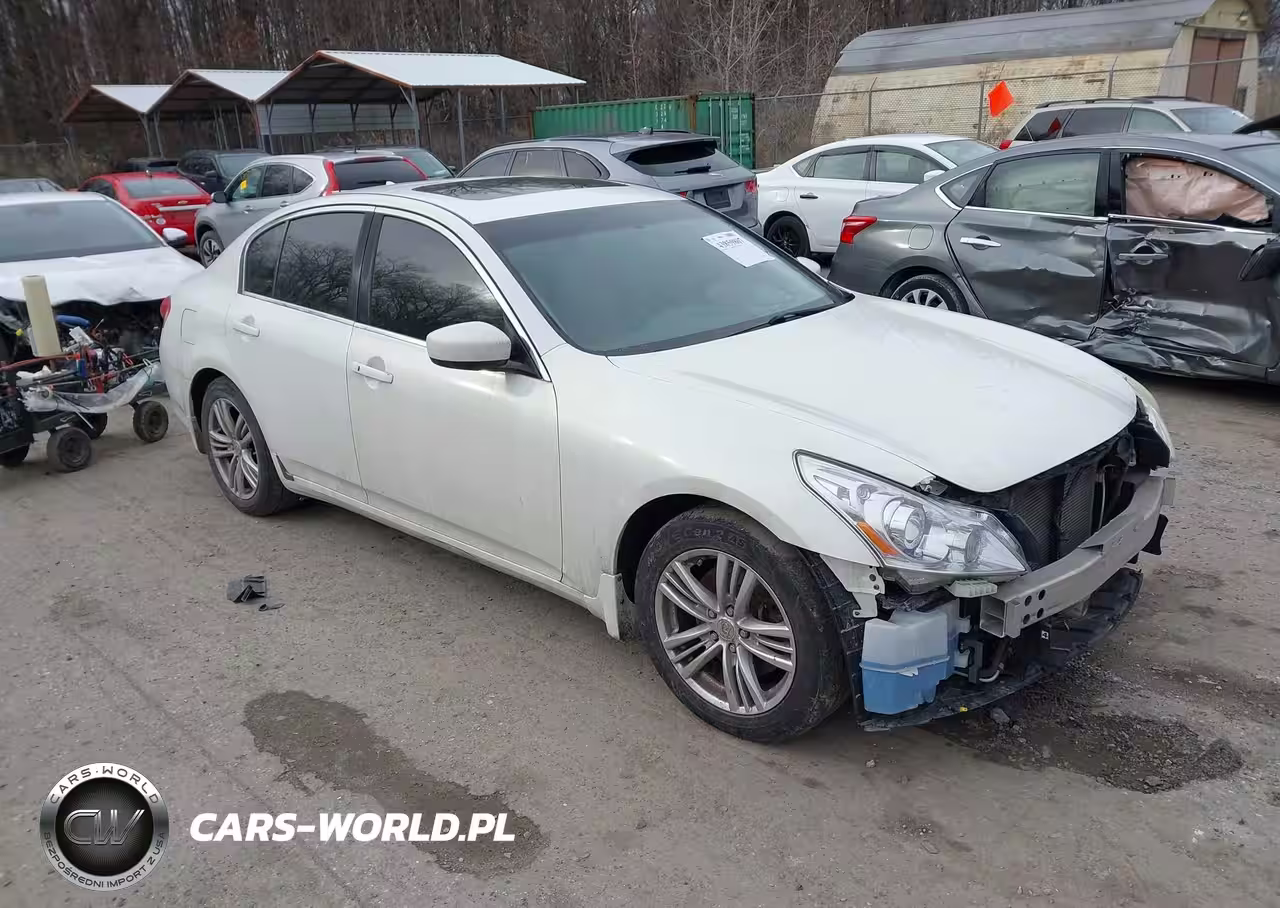 2012 Infiniti G37 Journey