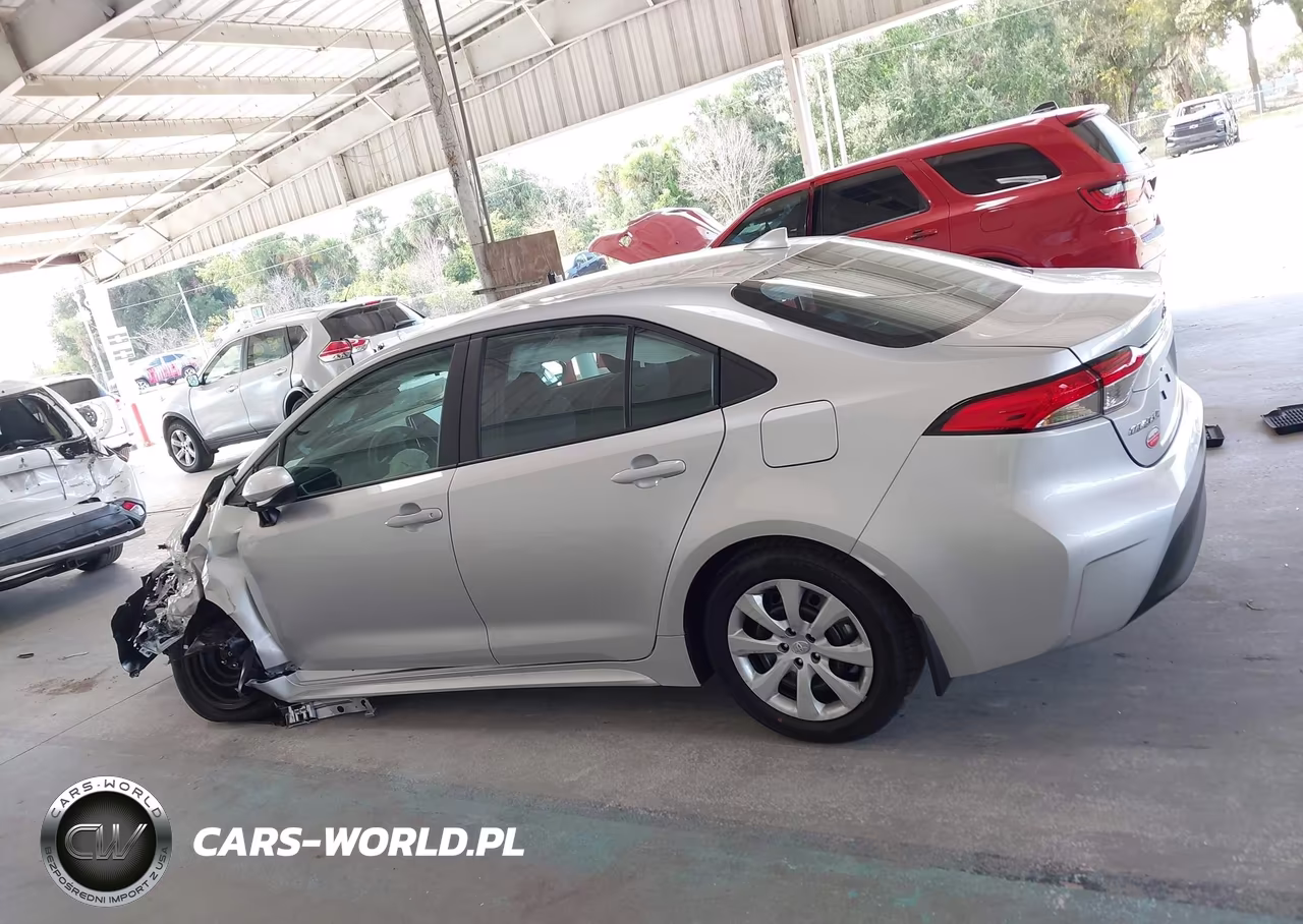 2026 Toyota Corolla Le VIN:5YFB4MDE7TP381575 - 14