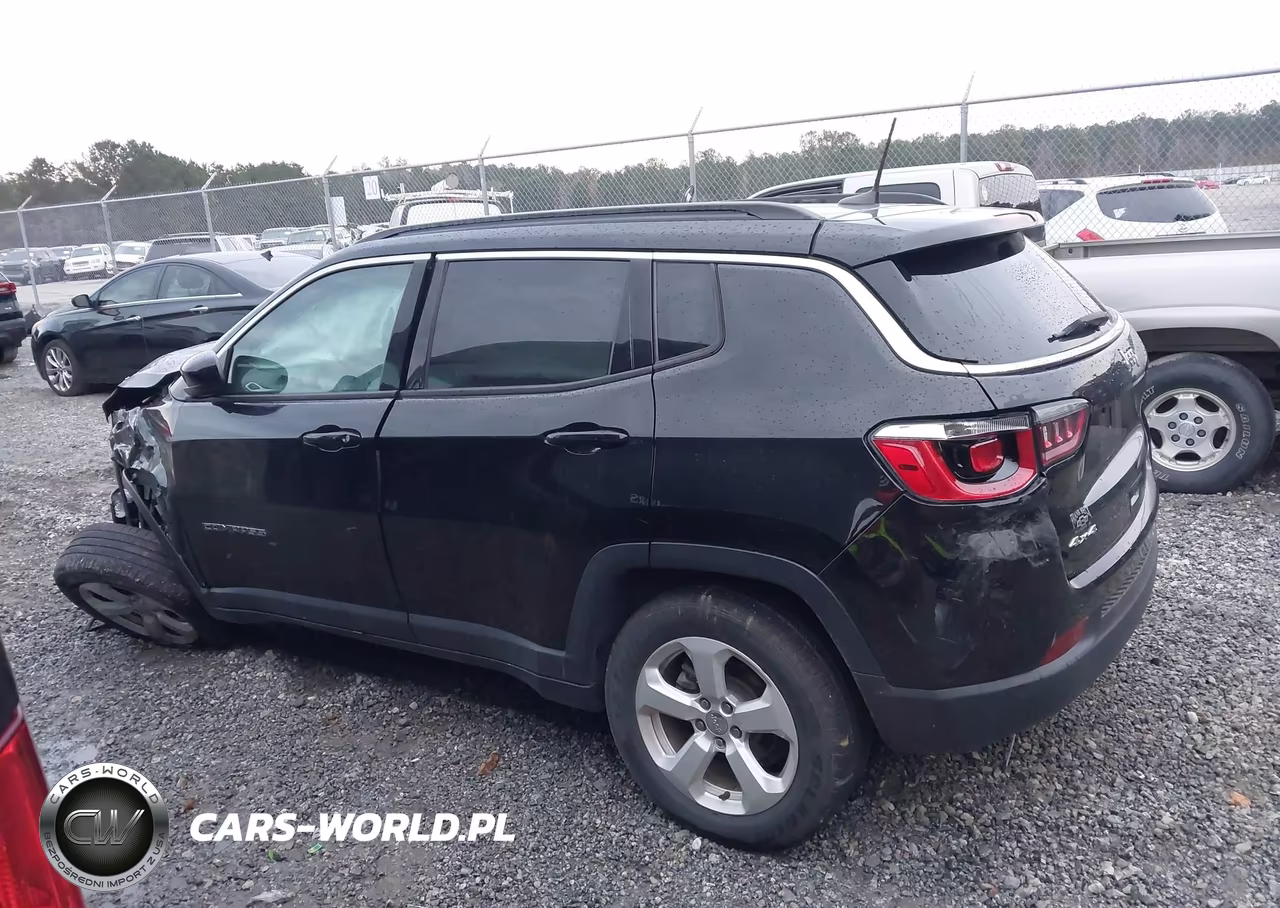 2018 Jeep Compass Latitude 4X4 VIN:3C4NJDBB6JT250081 - 15